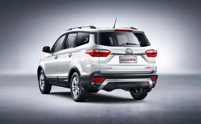 北汽幻速s3l成都车展亮相 预售6.98—7.28万元