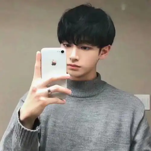 美颜自拍_帅哥头像图片_扣扣居