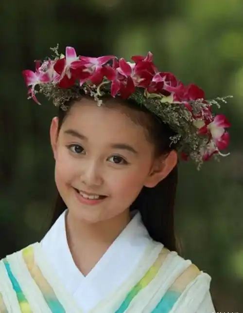 童星出道,几乎出演了大多数女主童年的蒋依依,为什么突然不火了_电视