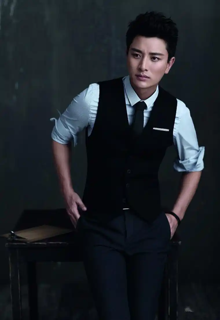 贾乃亮芭莎男士杂志写真图片贾乃亮图片