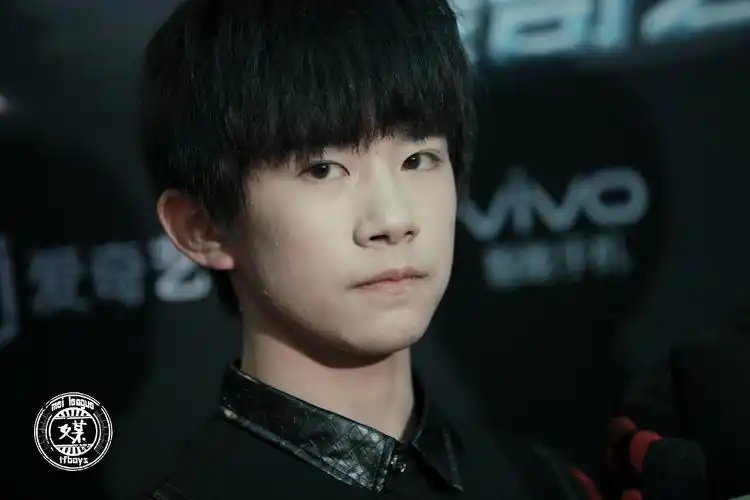 易烊千玺# 为什么你长成了我无比喜爱的模样