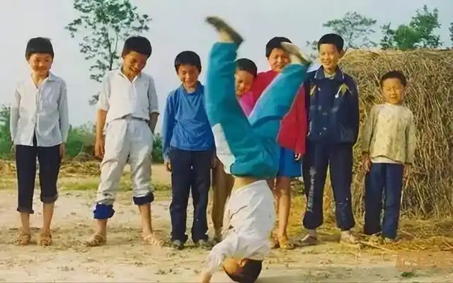 80后的老照片儿时的回忆八十年代出生的我童年的记忆