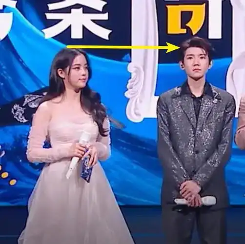 175cm王源和欧阳娜娜站一起身高差令人意外谁撒谎很显然