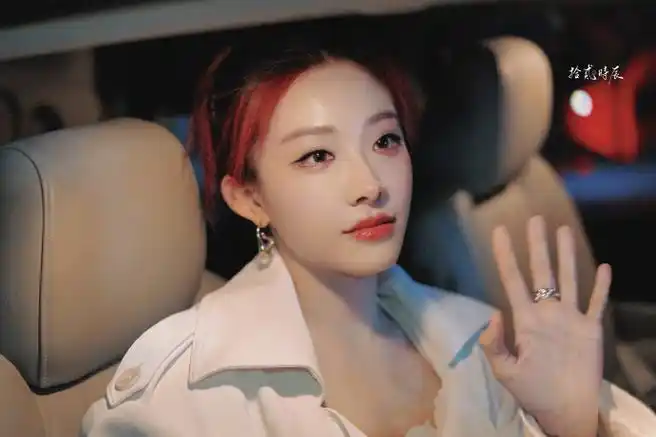 喻言上海时装周