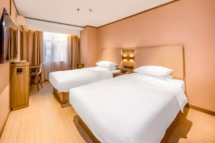 汉庭酒店(深圳华强北科学馆地铁站店)介绍_最新最热点评_迈点指数