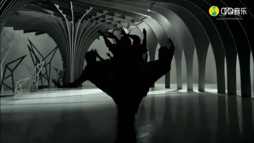 唯有放弃腐败的枝叶,生命树才能更加茂盛_exo_美女_生命之树_娱乐