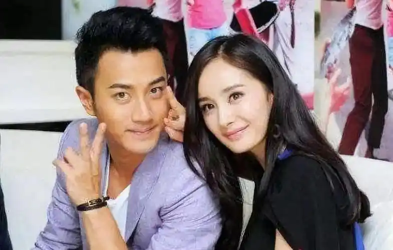 杨幂生日老公与唐嫣无反应!大幂幂与baby三人合照却少了她!