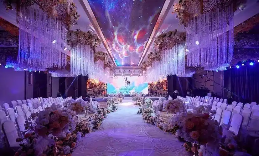 酒店婚礼场地租赁_酒店婚礼场地_贵阳和舍酒店户外婚礼场地