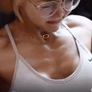 胸肌|肌肉|哑铃|俯卧撑|上斜_网易订阅