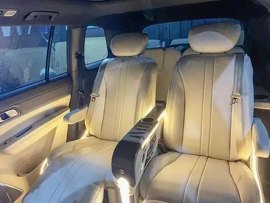 理想one专用航空座椅电动车内饰改装