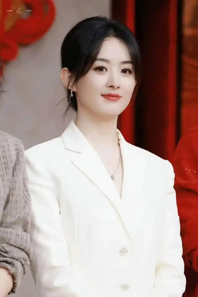 赵丽颖在北京带来惊喜.初心照片啦  #赵丽颖 #第二十条 # - 抖音