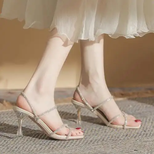 绝美高跟鞋  #每日穿搭  #高跟鞋  #鞋控の日常  #夏日凉鞋