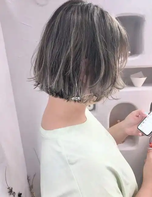 短发也有很多小心思_短发_上海攻略_染发_发色_挑染_显白发色_时尚