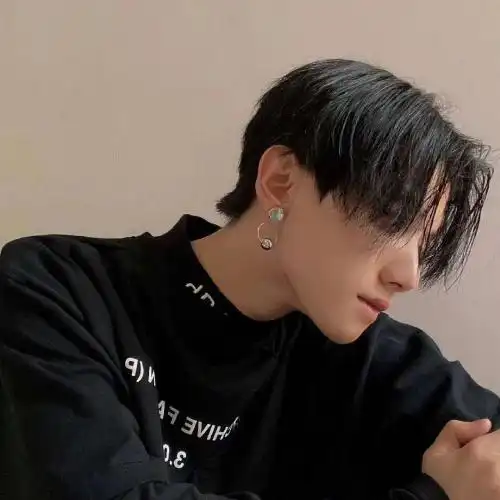 帅哥头像男生侧面帅气冷酷大图