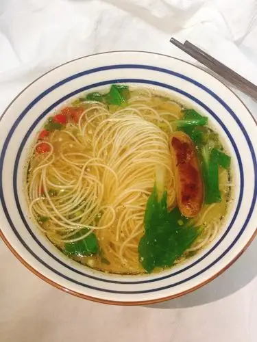 一碗清汤面秋日里的治愈