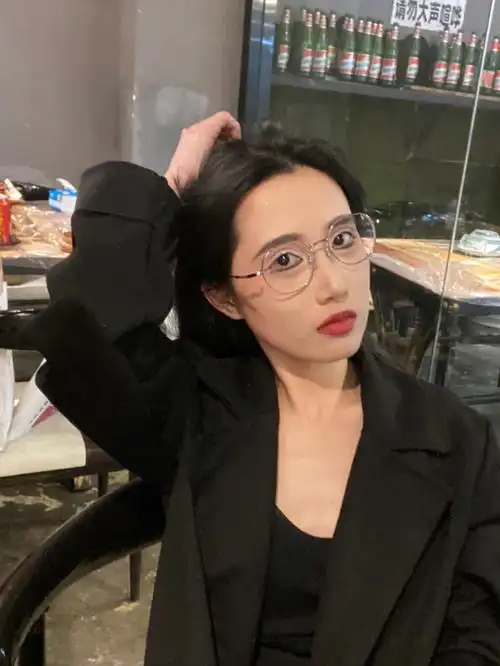 07可御姐可少女谁说戴眼镜就会封印颜值