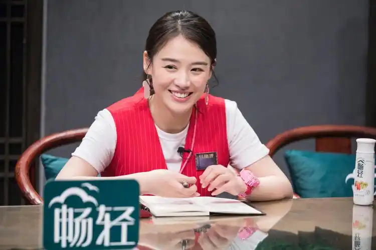 马思纯和邓伦大张伟组cp撑起半边天 《明星大侦探》收官回顾