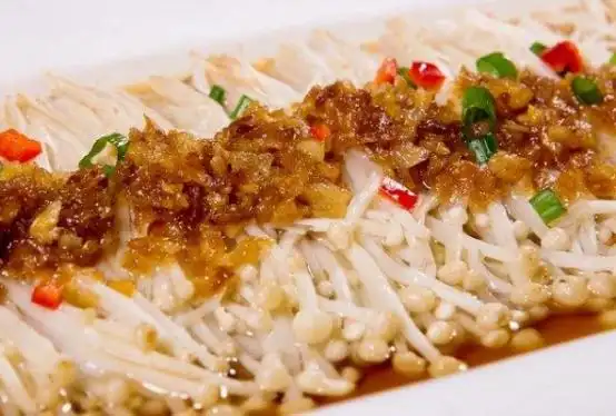 蒜蓉粉丝蒸金针菇,非常美味又下饭的一道菜,你值得来学一学