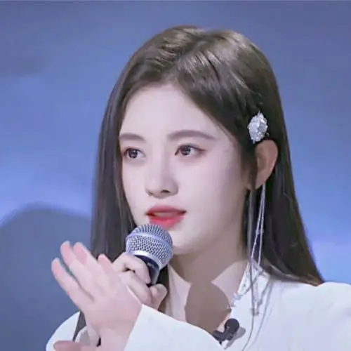 鞠婧祎堆糖斯谦/沈嫣头像库qq2791234740