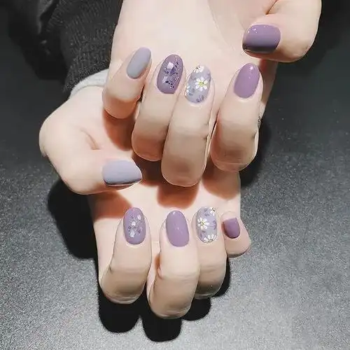 今年夏天最流行的5大美甲色