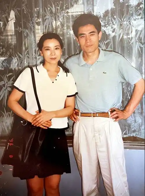 陈宝国的妻子赵奎娥2人因戏生情她是戏痴丈夫的贤内助