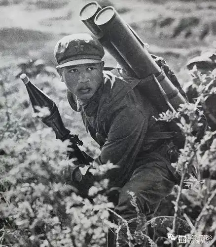 对越自卫反击战中的少数民族战斗英雄一等功臣李光辉