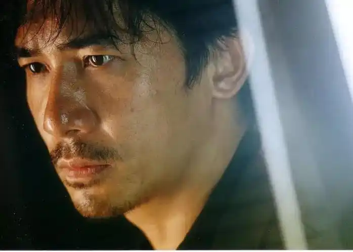 梁朝伟长这样!梁朝伟长这样!