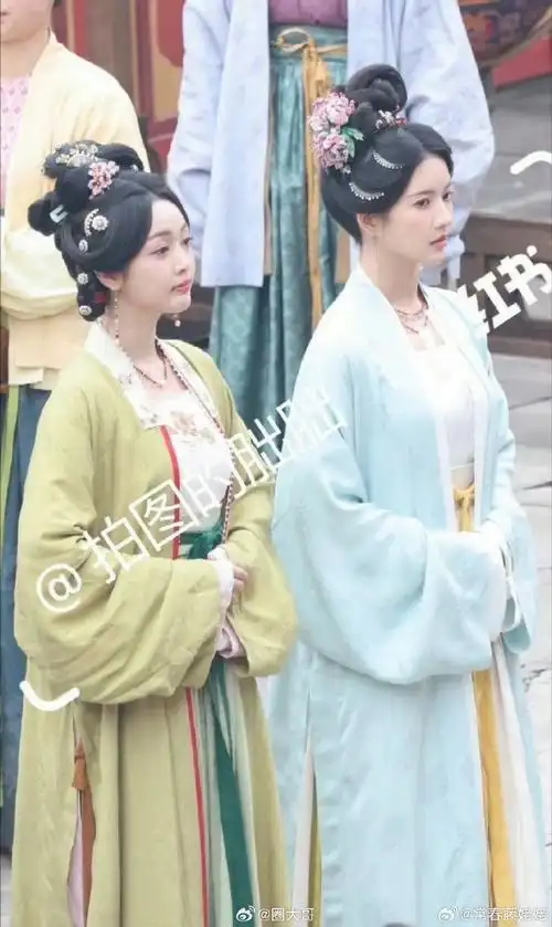 吴宣仪刘些宁古装同框谁赢了