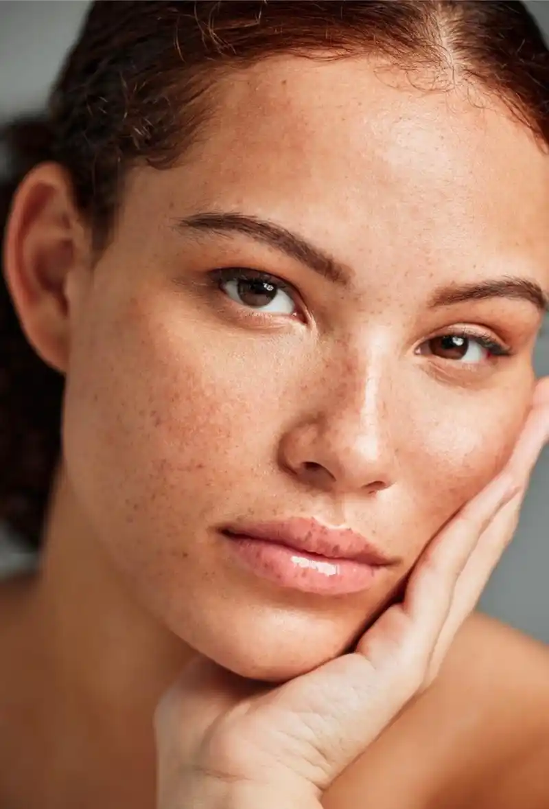 皮肤暗沉发黄是什么原因?