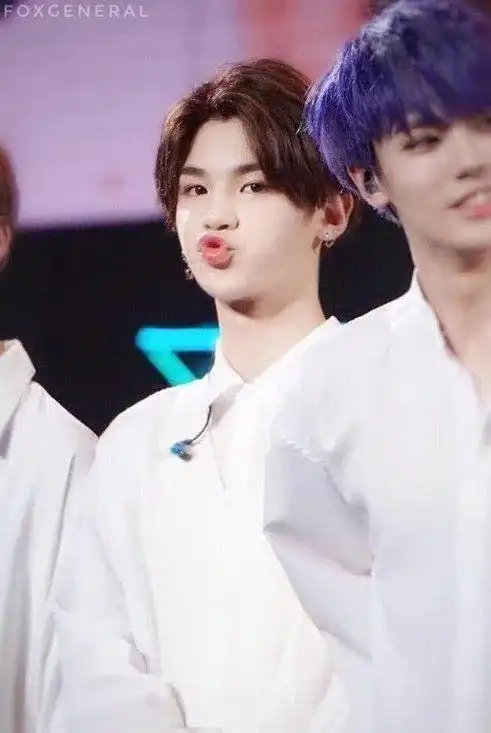 nine percent嘟嘴卖萌谁最萌?蔡徐坤朱正廷范丞丞justin只有3岁