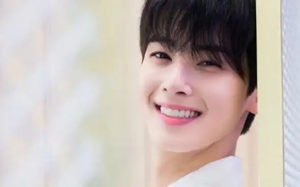 这个笑容甜到我心坎了【车银优】