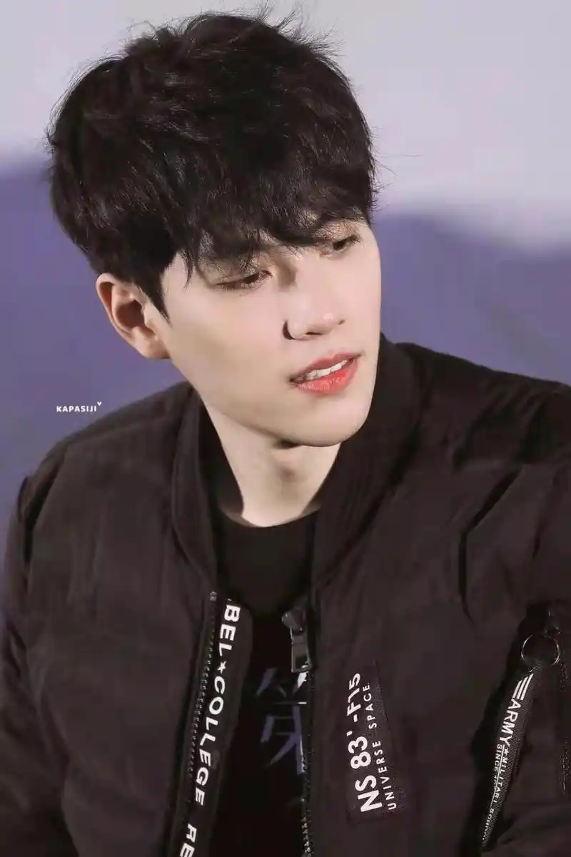 林子闳图片:不用担心,我再爱你