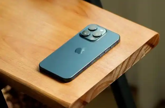 iphone 15系列集体大跳水,618换机,买这三款更划算,推荐256gb|苹果