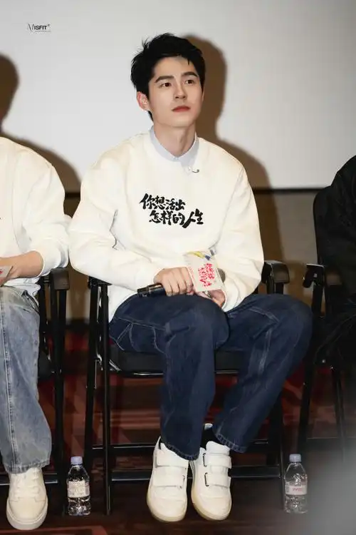 #可以永远相信刘昊然的少年感#