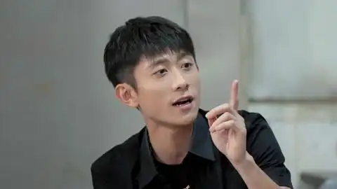 萌探探探案第2季02 张一山曝年龄自证清白 沙溢成头号怀疑对象