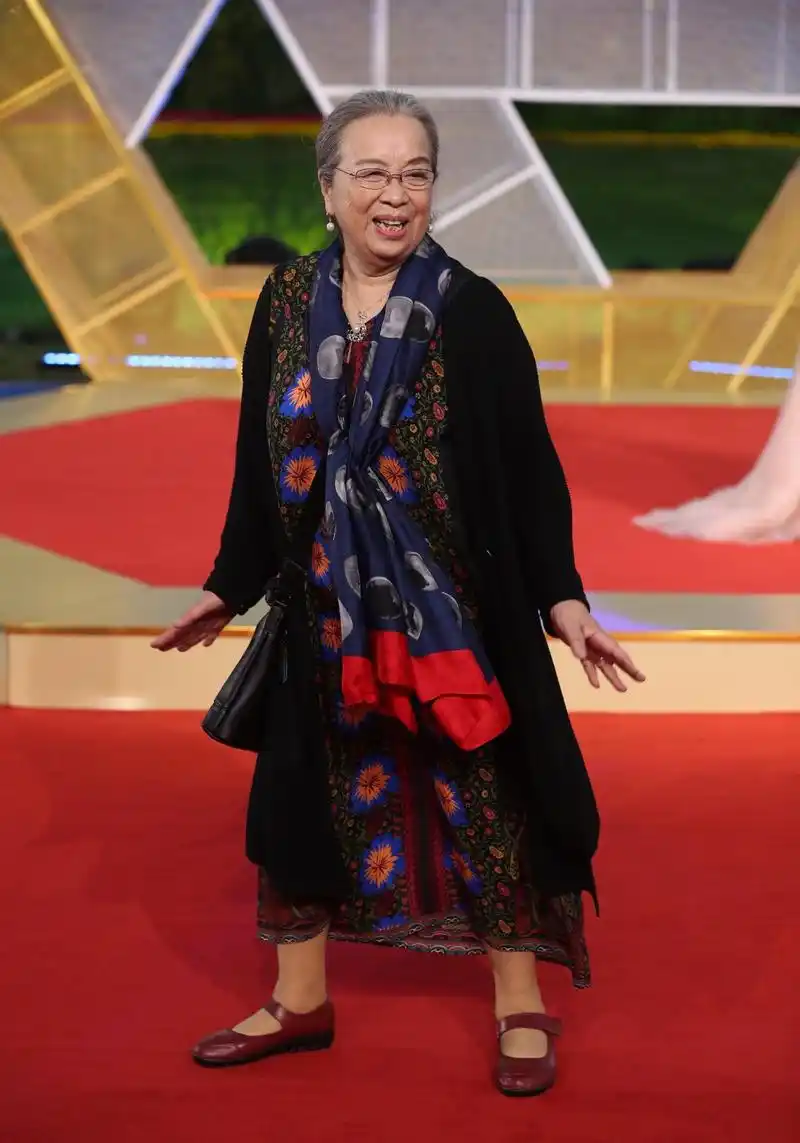 回顾著名演员李明启幼年丧父一生心酸背负骂名20年如今怎样了