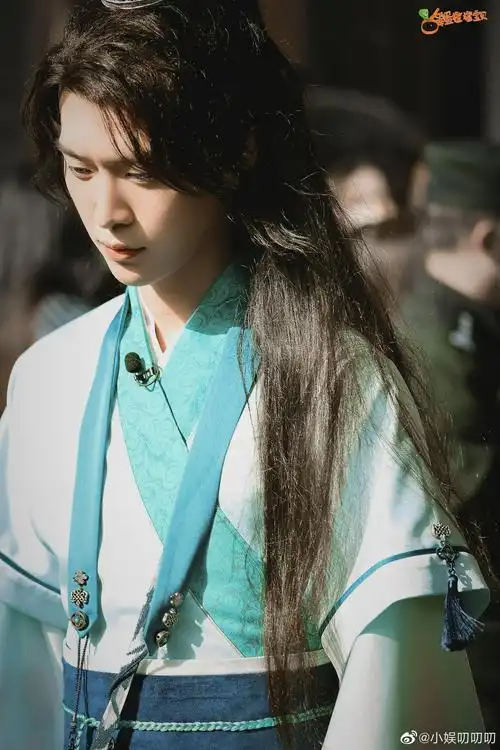 范丞丞古装扮相期待节目中俏皮可爱的范丞丞的出现