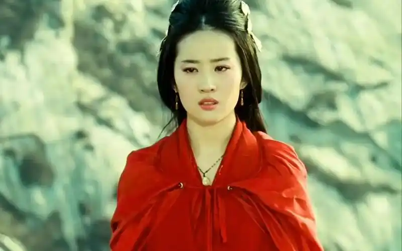 刘亦菲 失望到极致,真的不会再有希望了#红衣古装 #心碎一地