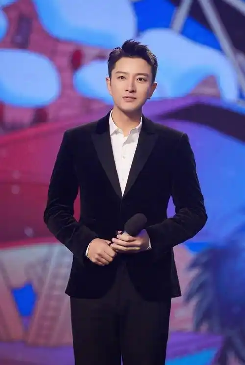 贾乃亮为何无剧可演?资源匮乏,行业竞争激烈成凶残?_发展_李小璐_电影