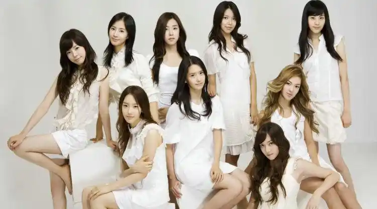 九月一日,少女时代八人合体录制综艺,将于9月1日播出