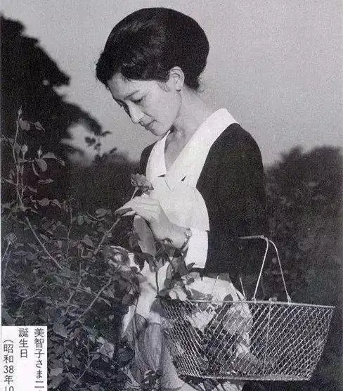 一个名叫正田美智子的女子