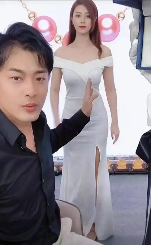 辛巴被曝售瑜伽裤是假的直播间销售超600万公司已发声明辟谣