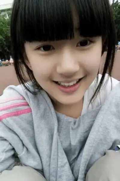 赵露思出道前早期照片