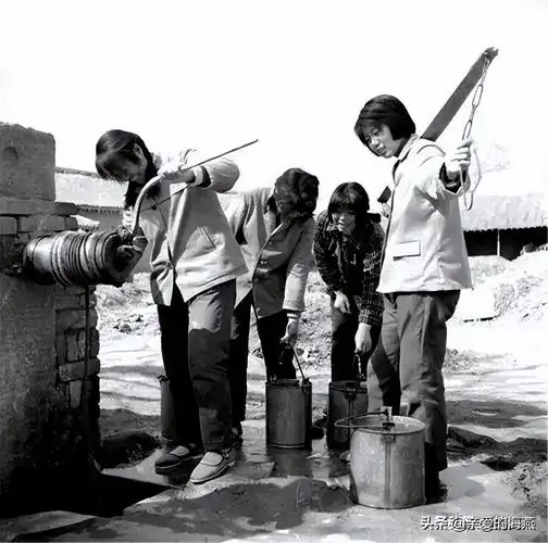 50张老照片:6070后80后的记忆,你的童年是这样么?张张戳中泪点