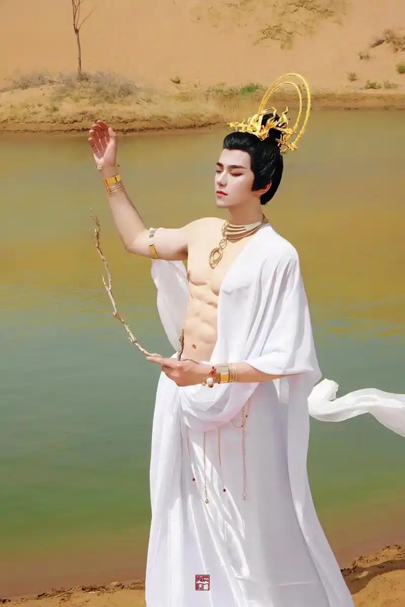 男…菩萨!#敦煌飞天 #东方美学 #国风合伙人 #男菩萨 # - 抖音