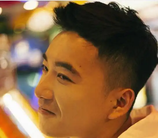 男生头发粗硬适合什么发型