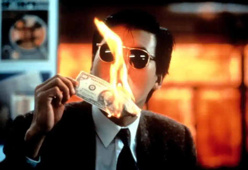 《英雄本色》周润发 最经典最霸气的抽烟戏