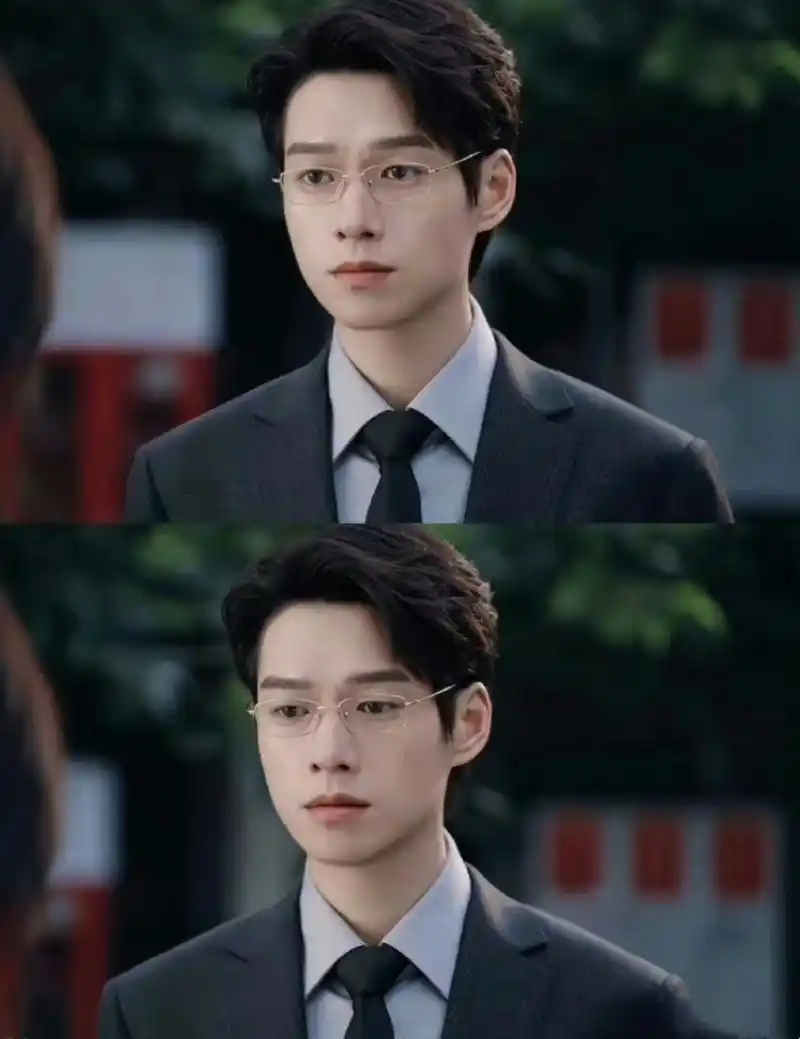 魏大勋拍孟宴臣期间体重差竟然达到二十斤,拍第一场戏时脸上还肉肉的