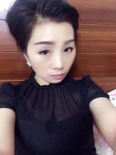 35岁离异女征婚照片(id:79106868)_江苏常州征婚交友_珍爱网