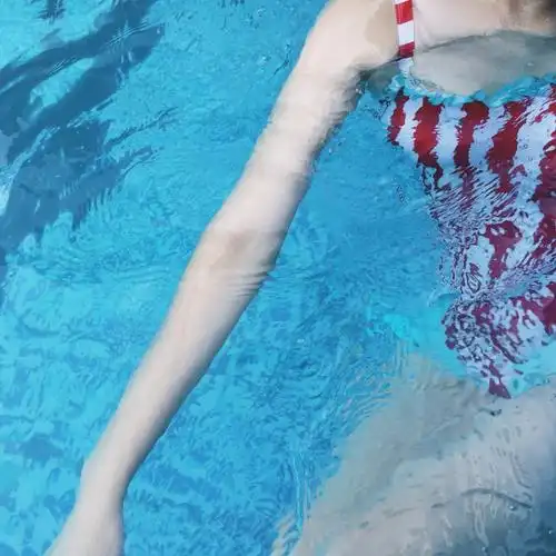 150楼女头丨眼泪的存在是为了证明悲伤不是一场幻觉 - 第6页 - qq头像